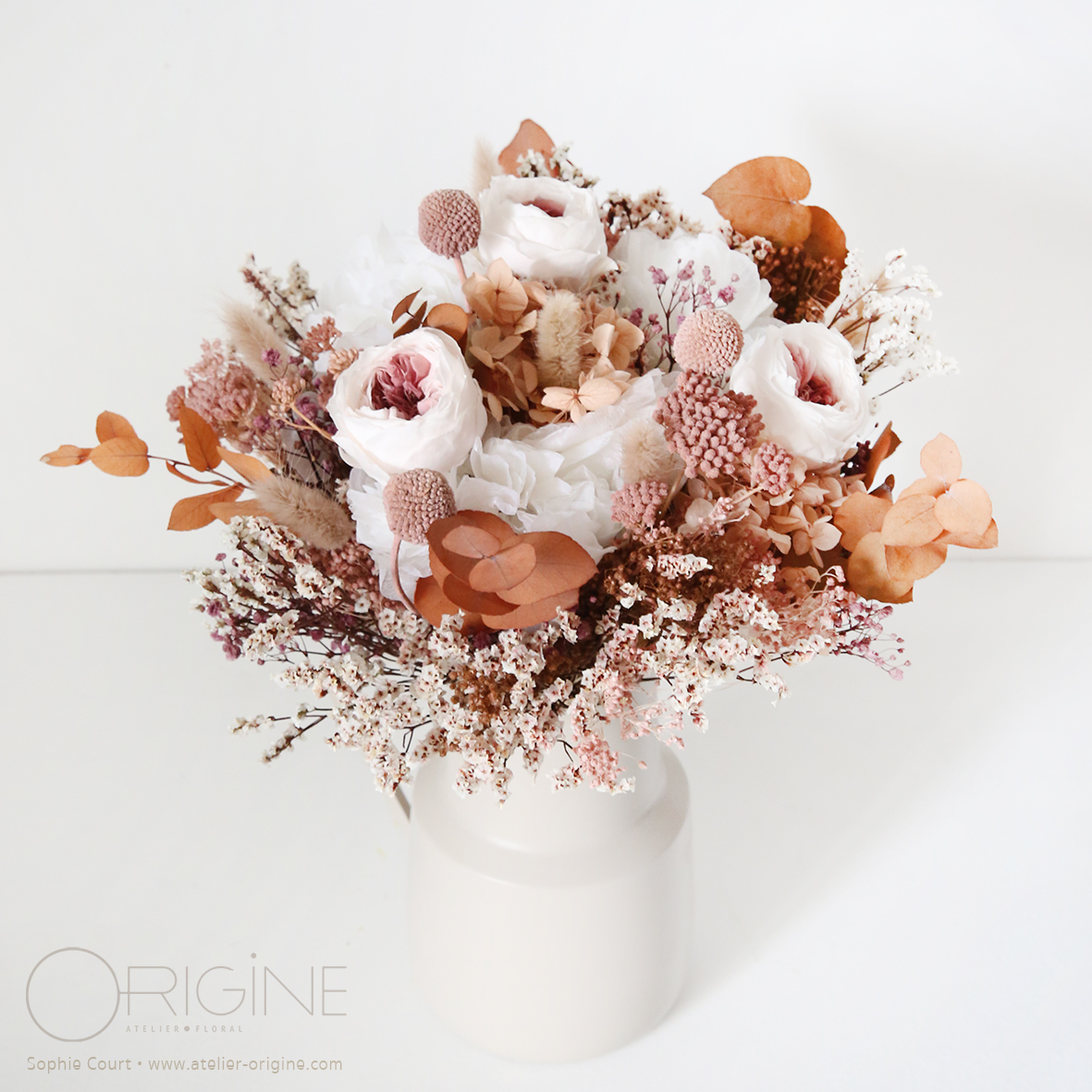 Bouquet de mariée blanc nude rosé fleurs stabilisées