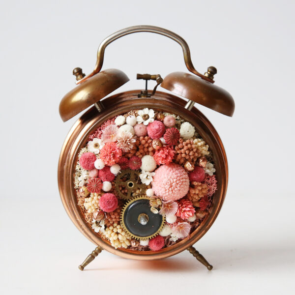 reveil-vintage-végétal-la-nature-reprend-ses-droits-origine-atelier-floral-collection-chronos