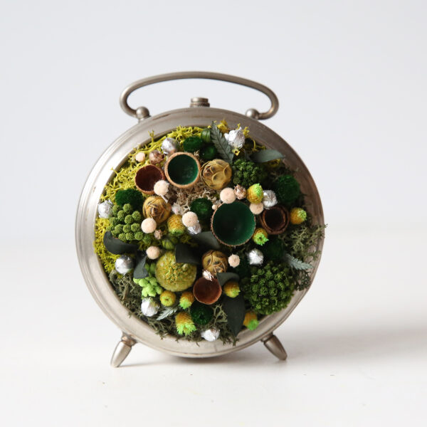 reveil-vintage-végétal-la-nature-reprend-ses-droits-origine-atelier-floral-collection-chronos